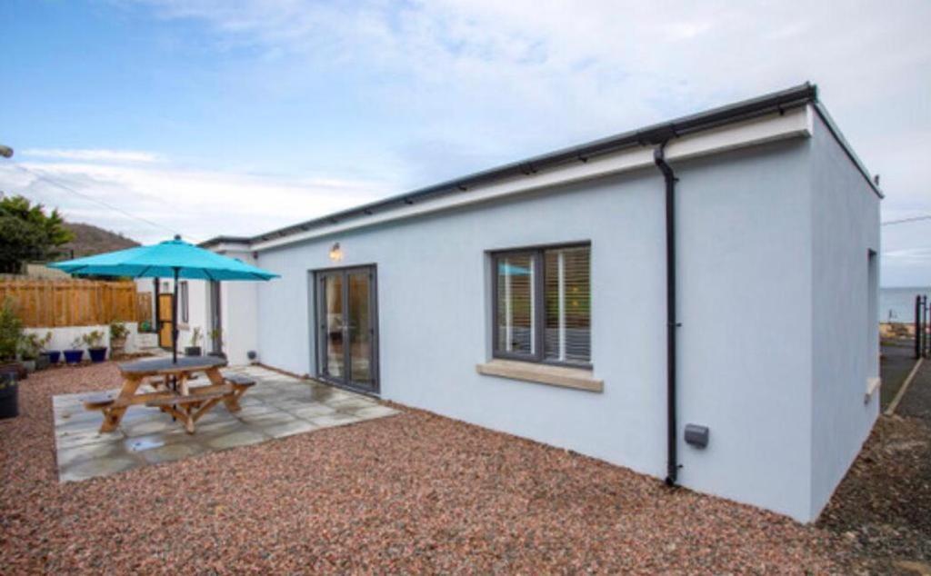 Josies Place At Waters Edge Self Catering Apartment Glenarm Εξωτερικό φωτογραφία